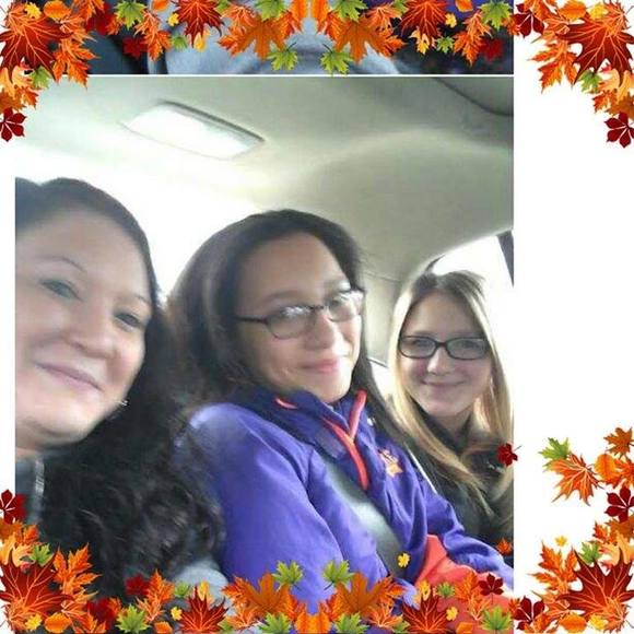 Meet your Posher, Debbie - Picture 1 of 1